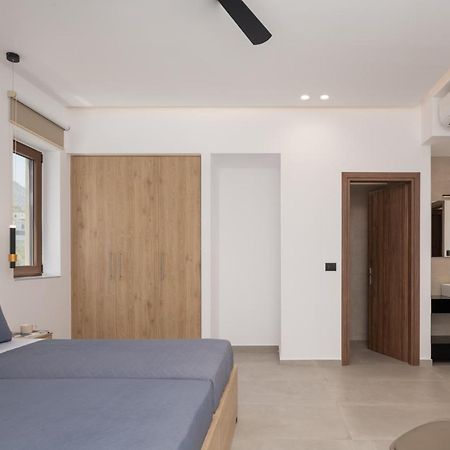 O-Cyanea Villa With Heated Pool Kournás 외부 사진
