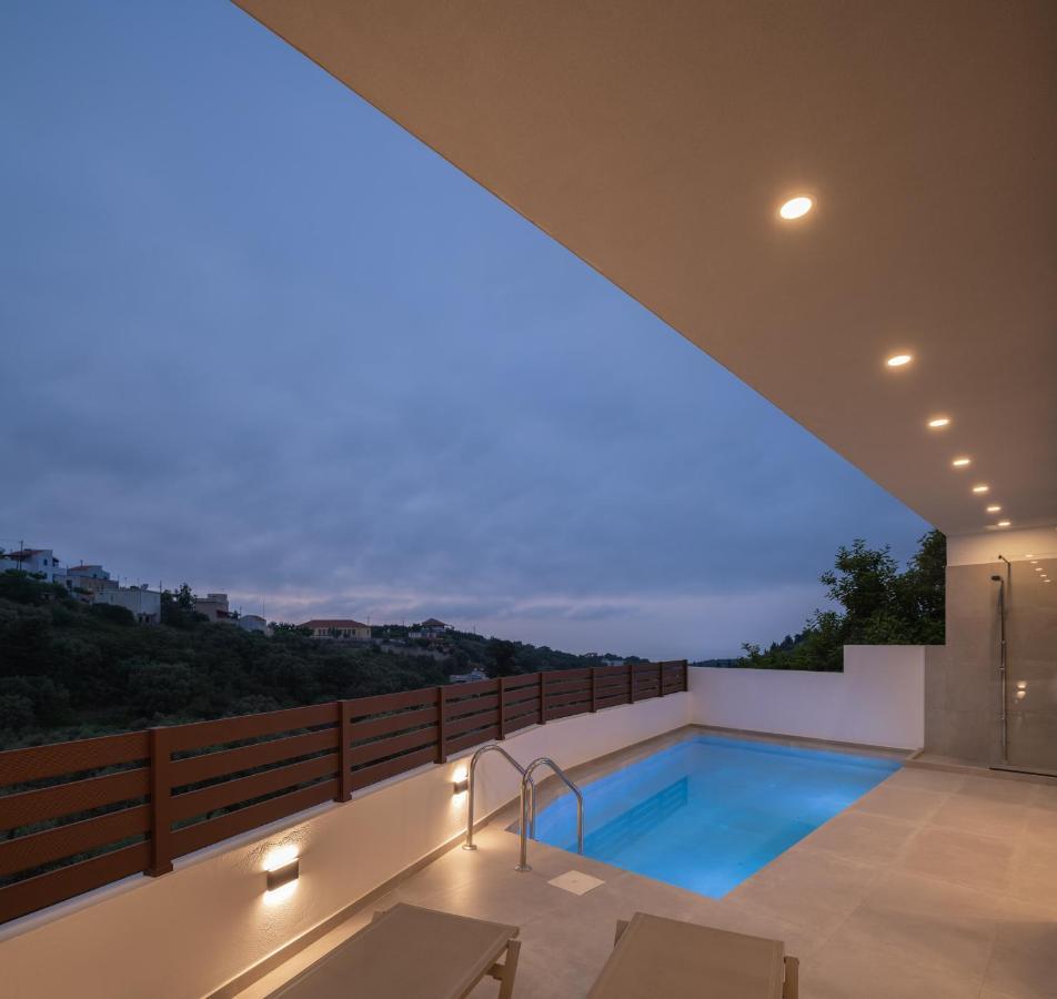O-Cyanea Villa With Heated Pool Kournás 외부 사진