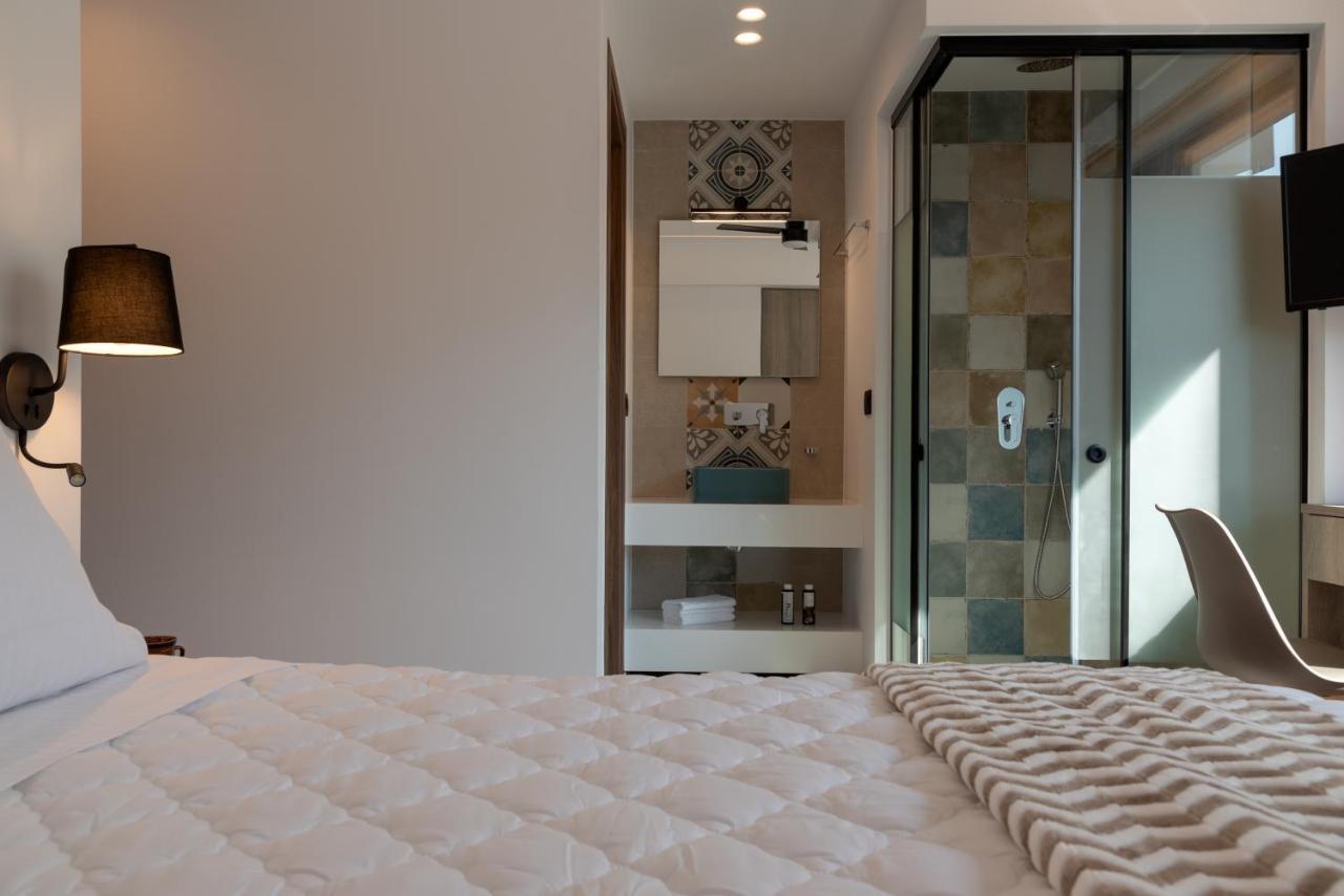 O-Cyanea Villa With Heated Pool Kournás 외부 사진
