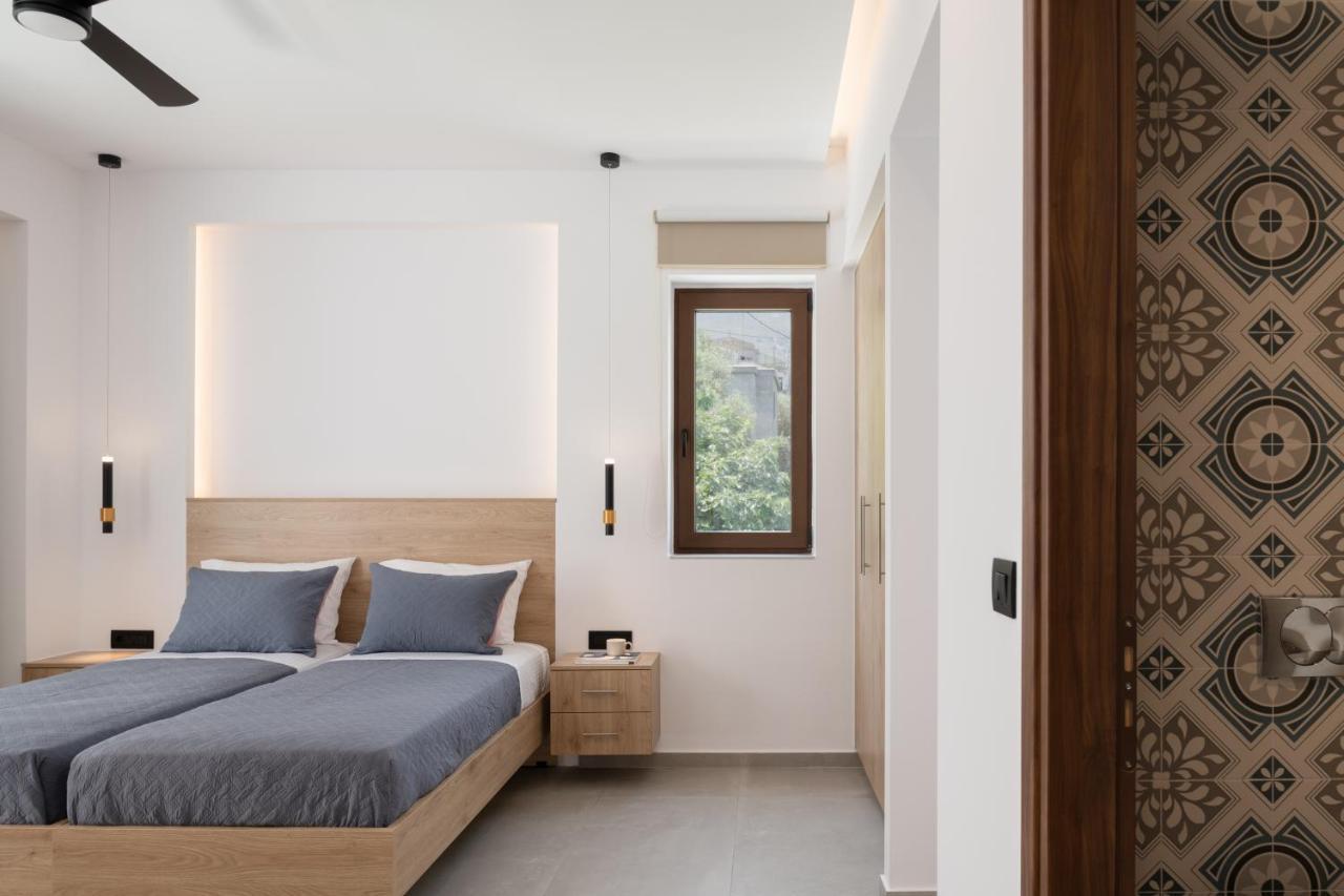 O-Cyanea Villa With Heated Pool Kournás 외부 사진
